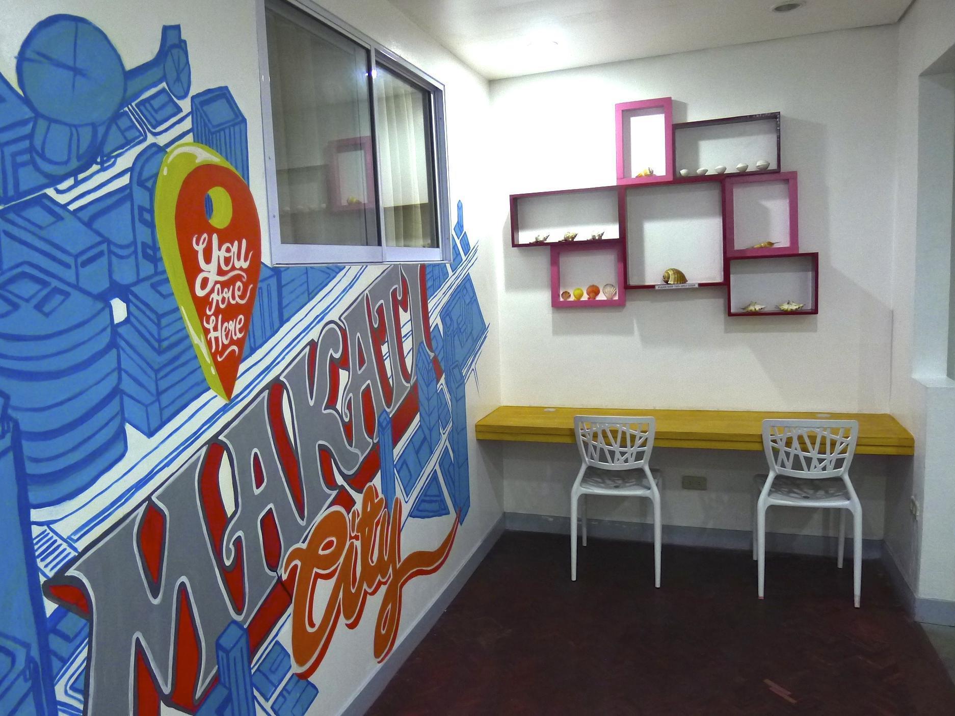 Lokal Hostel Makati City Екстер'єр фото